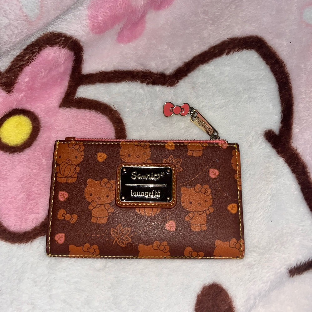Loungefly hello kitty wallet